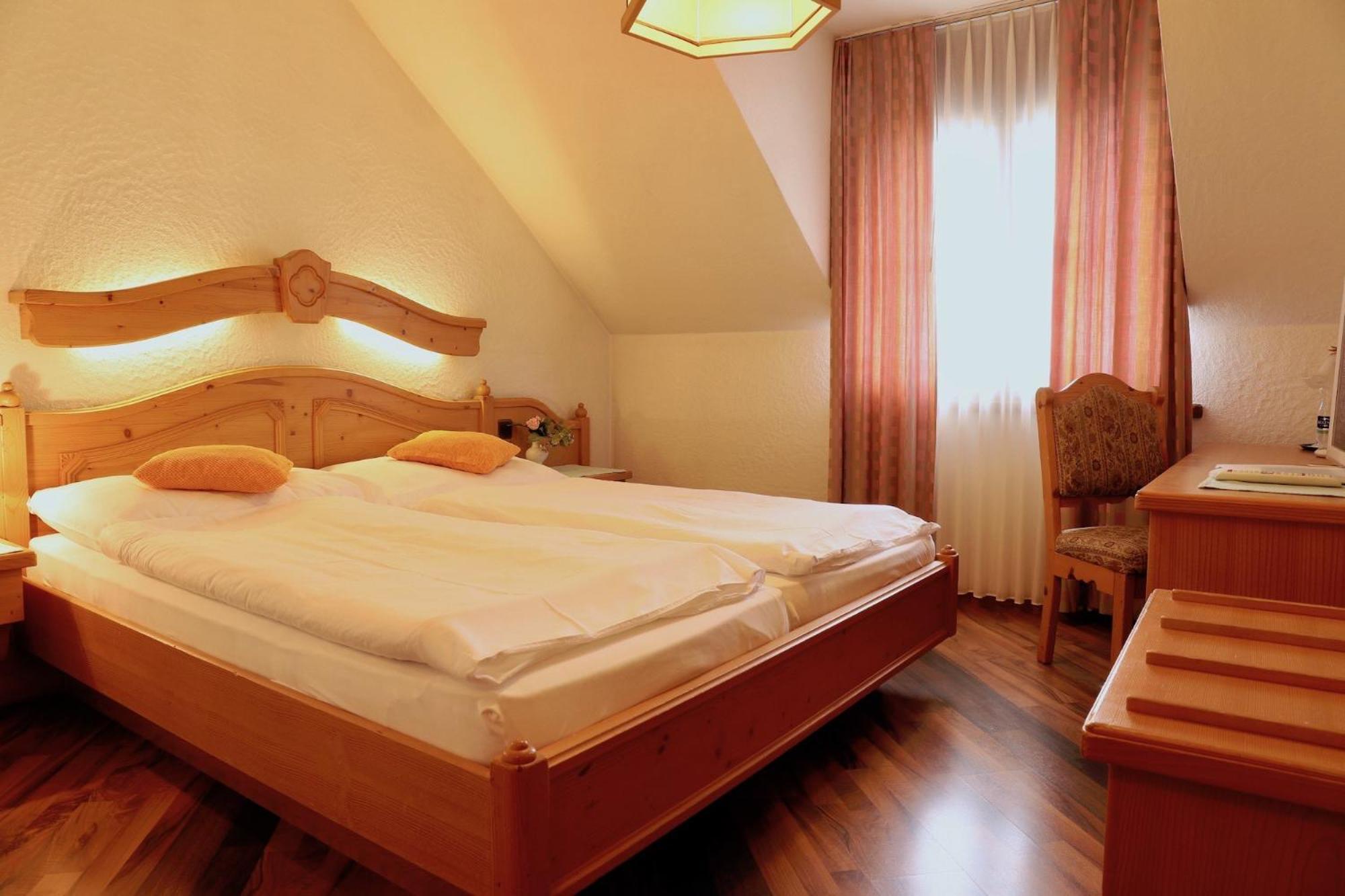 Hotel-Restaurant Weisses Kreuz Breitenbach Dış mekan fotoğraf