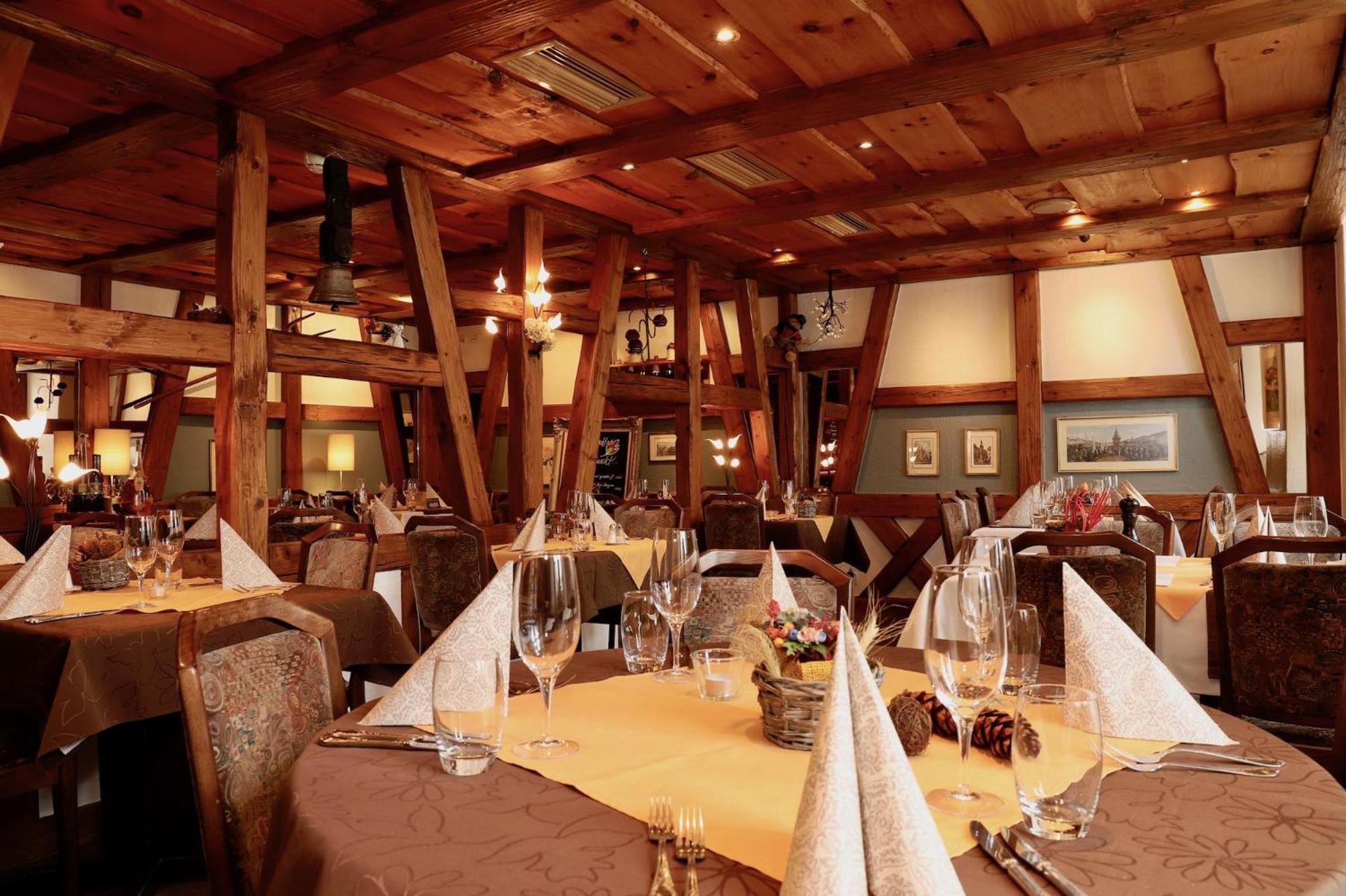 Hotel-Restaurant Weisses Kreuz Breitenbach Dış mekan fotoğraf