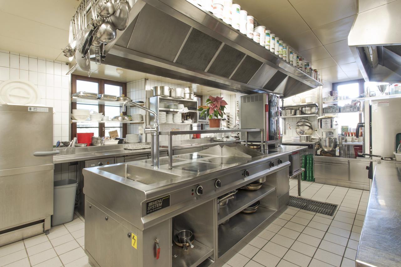 Hotel-Restaurant Weisses Kreuz Breitenbach Dış mekan fotoğraf
